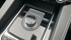 Jaguar F-Pace 2.0d [180] Chequered Flag 5dr Auto AWD Diesel Estate